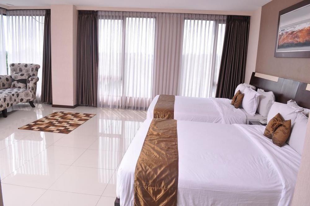 Scarlet Dago Hotel Bandung Zewnętrze zdjęcie