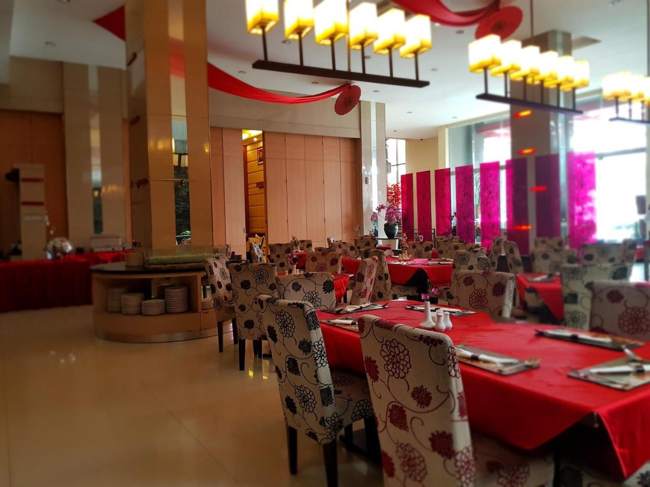 Scarlet Dago Hotel Bandung Zewnętrze zdjęcie