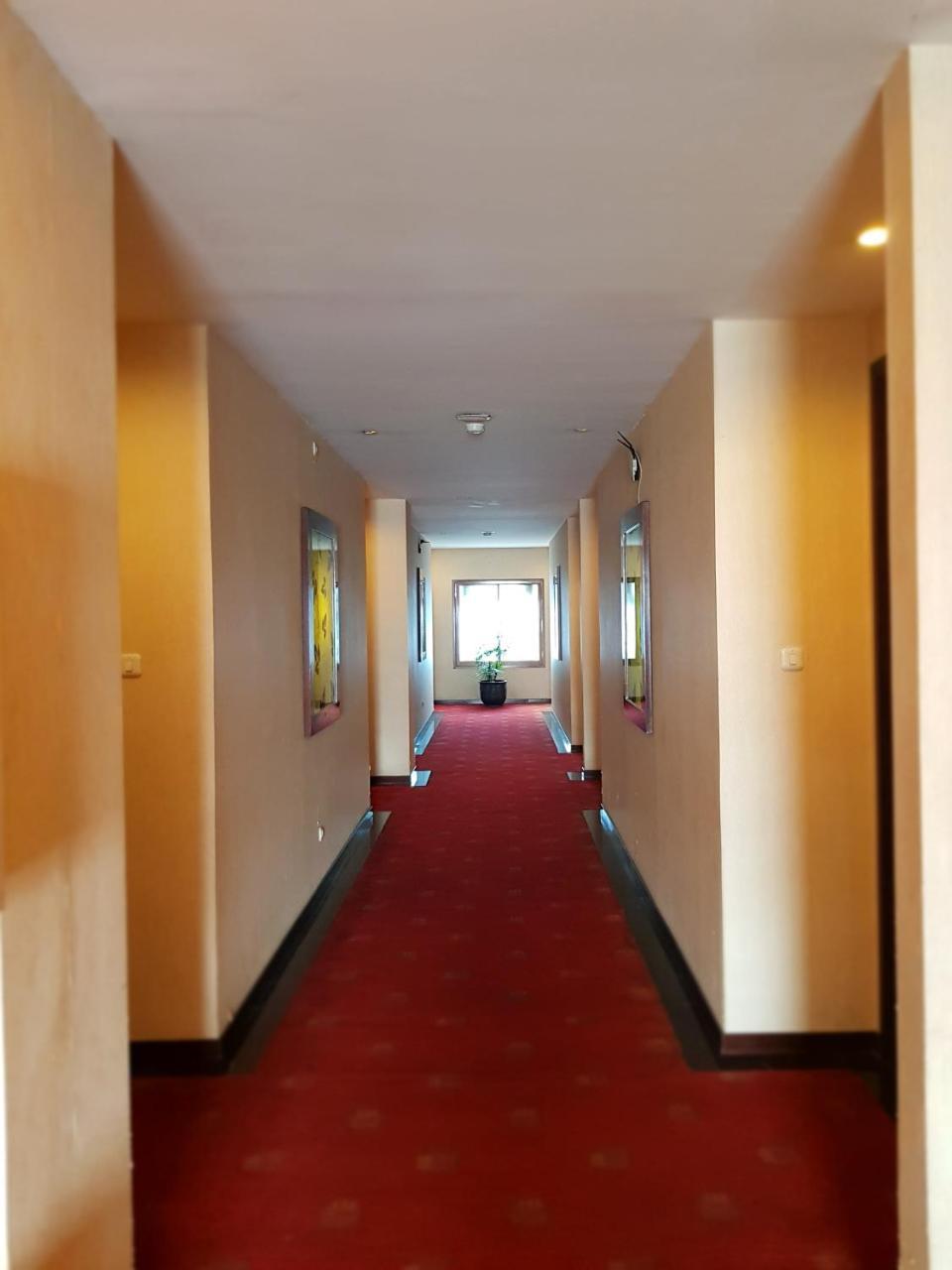 Scarlet Dago Hotel Bandung Zewnętrze zdjęcie