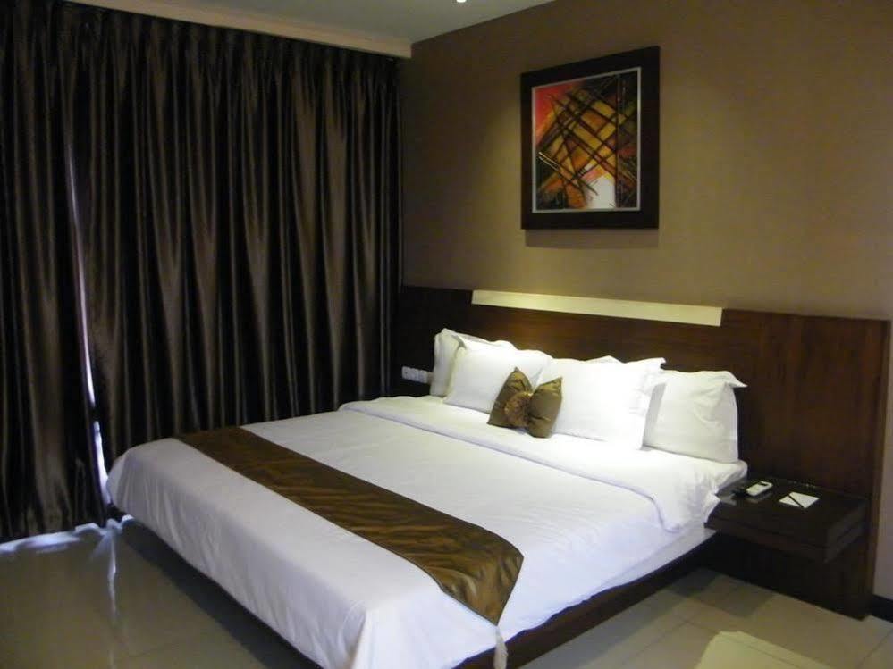 Scarlet Dago Hotel Bandung Zewnętrze zdjęcie