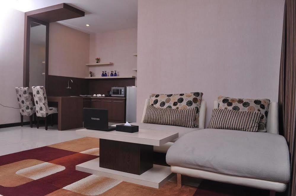 Scarlet Dago Hotel Bandung Zewnętrze zdjęcie